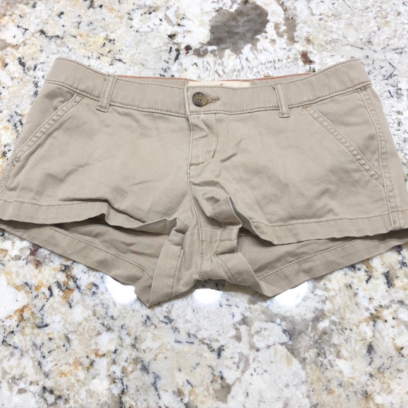 Hollister Shorts Bundle - Picture 4 of 8